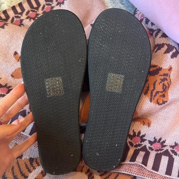 Michael kors brown mk print pool slide - Picture 2 of 5